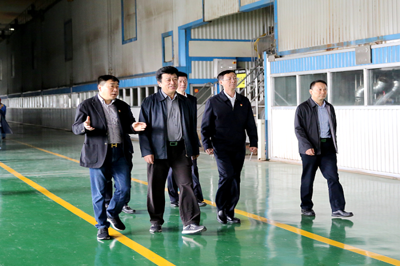 2019年5月8日，时任国度水利部原总工程师、水利部参咨委副主任委员汪洪光临今年会jnh纸业调研节水工作