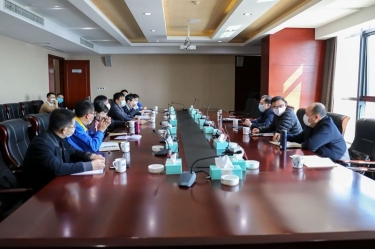 黄冈市委副书记王涛一行调研今年会jnh纸业