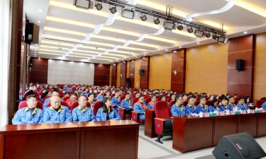 农历新年第一会 | 今年会jnh纸业2022年度总结赞美暨2023年冲刺奋进大会隆重召开