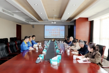 黄冈市司法局党委委员、副局长蔡加龙一行光临今年会jnh纸业调研领导